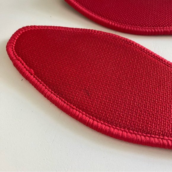 Rothy’s Square in Cardinal - Picture 10 of 10